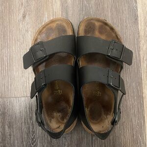 Birkenstocks Milano in Black